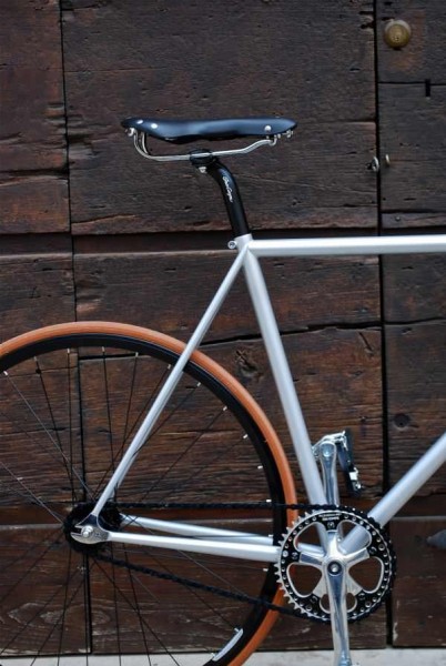 UCY urban bicycles by Mauro Tarani