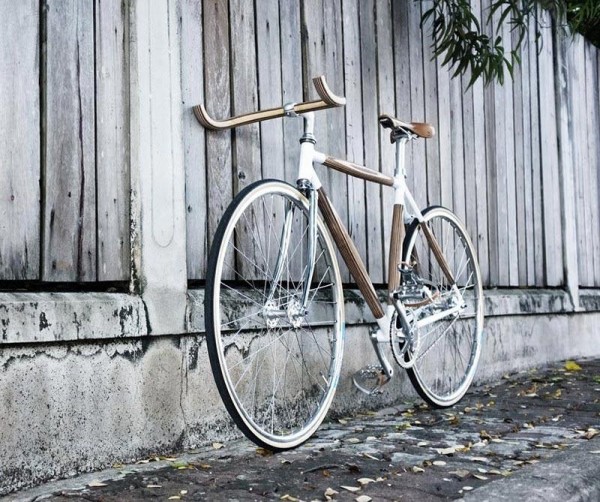 Plywood Bikes, Handlebars and Rack by Dots Design Studio
