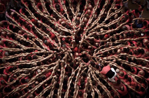 Human Tower photographs by David Oliete 3