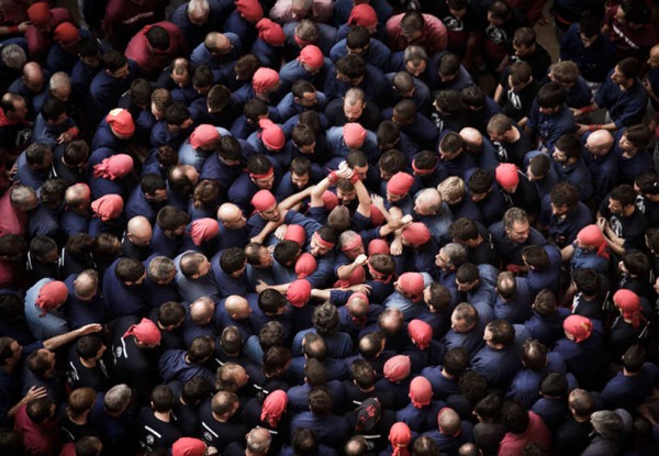 Human Tower photographs by David Oliete 5