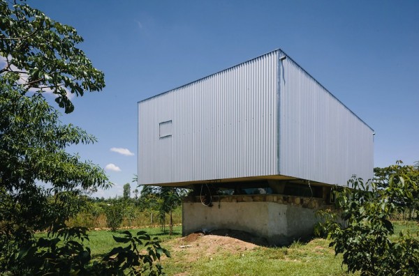 Caja Obscura by Javier Corvalán and Laboratorio de Arquitectura 6