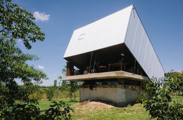 Caja Obscura by Javier Corvalán and Laboratorio de Arquitectura 8