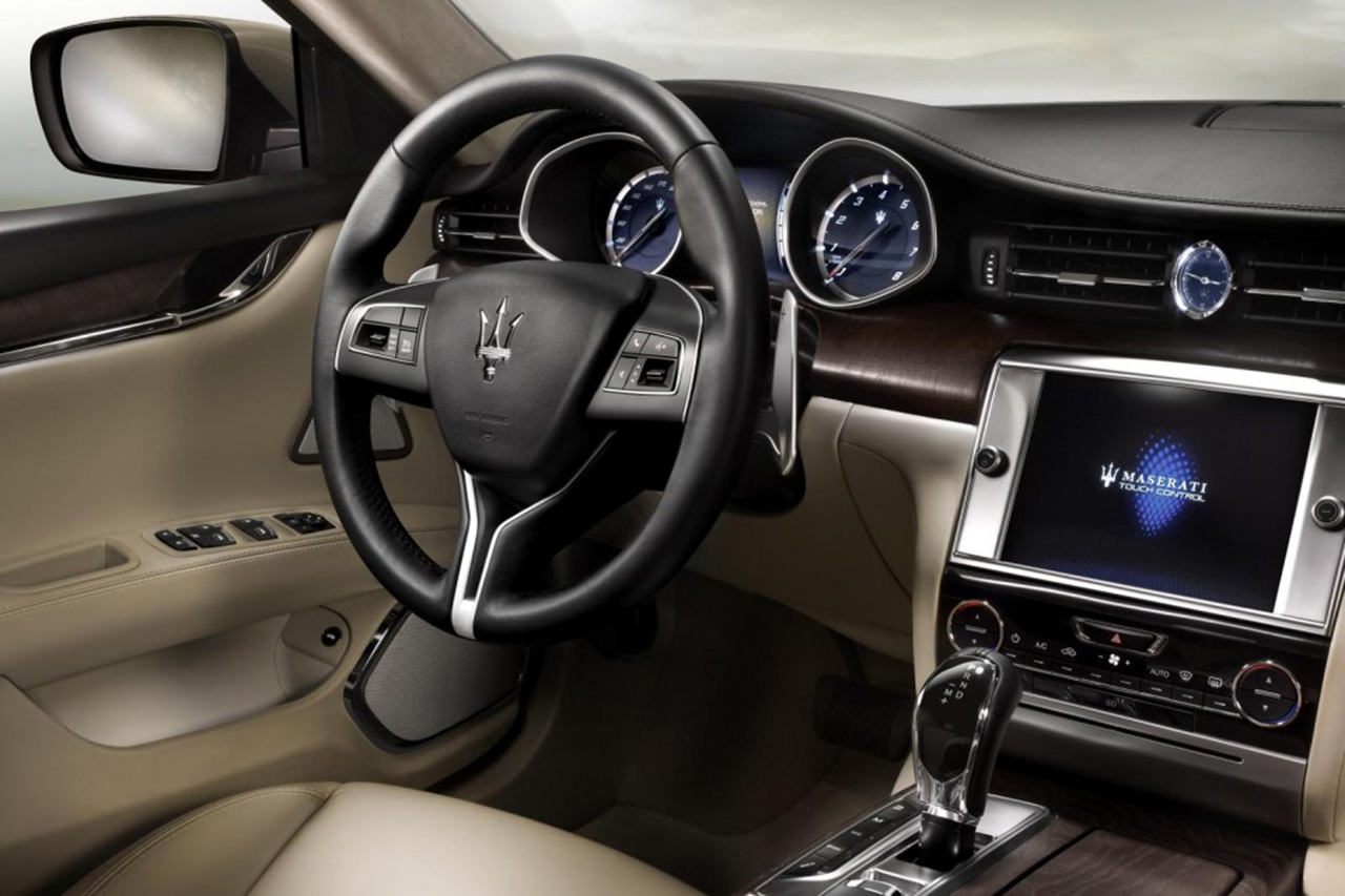 Maserati quattroporte салон
