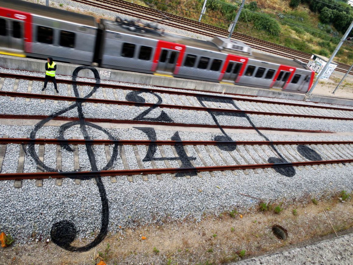 Street art by Portuguese Artur Bordalo aka Bordalo II 4