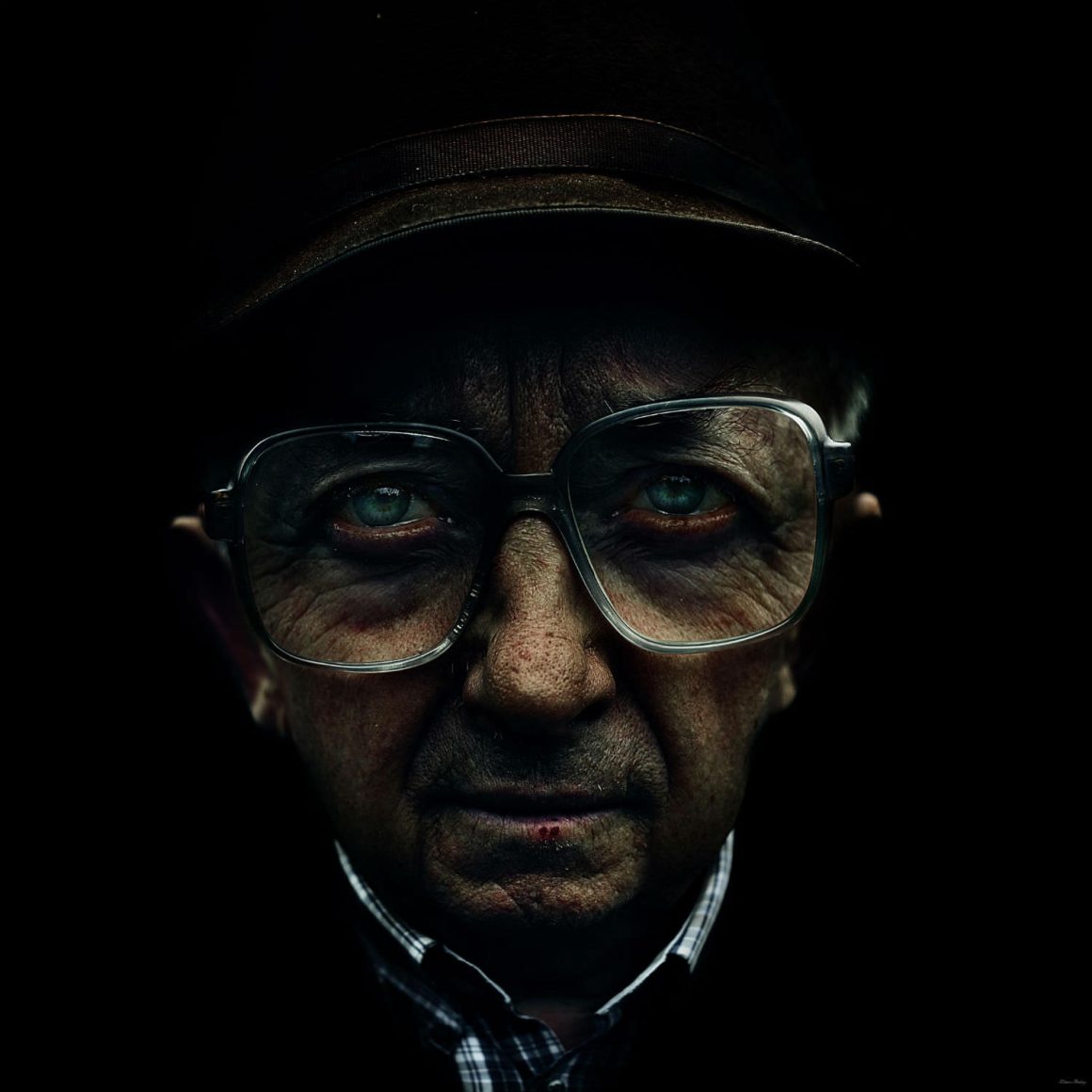 Powerful portraits by photographer Andrey Zharov 6