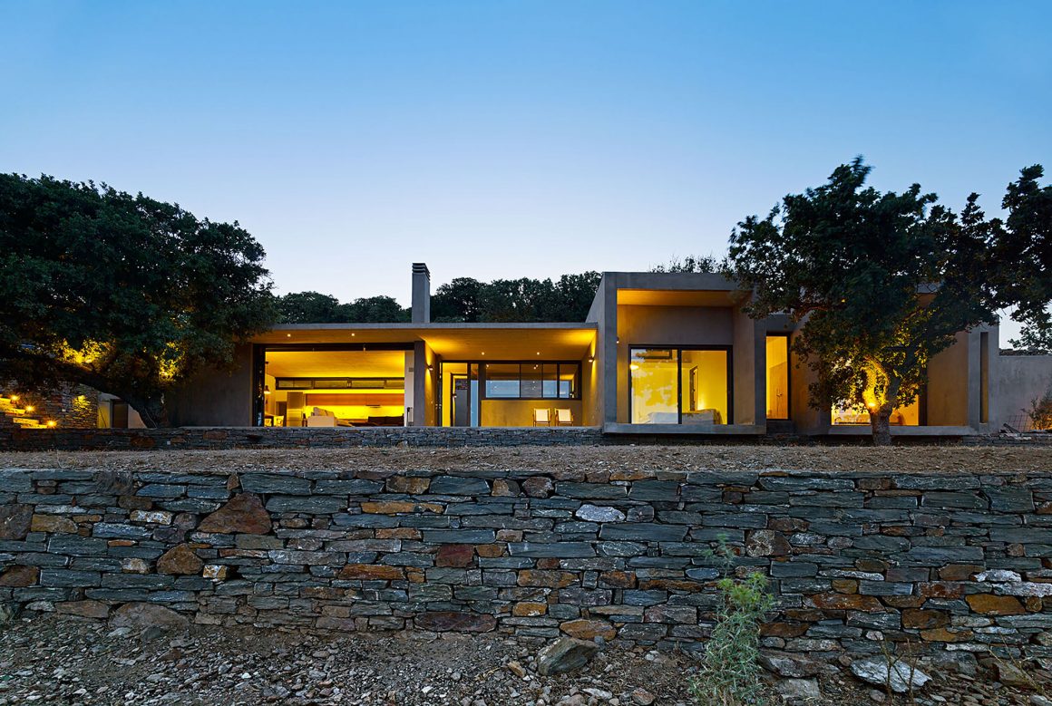 House in Kea, Greece, by Marina Stassinopoulos + Konstantinos Daskalakis 11