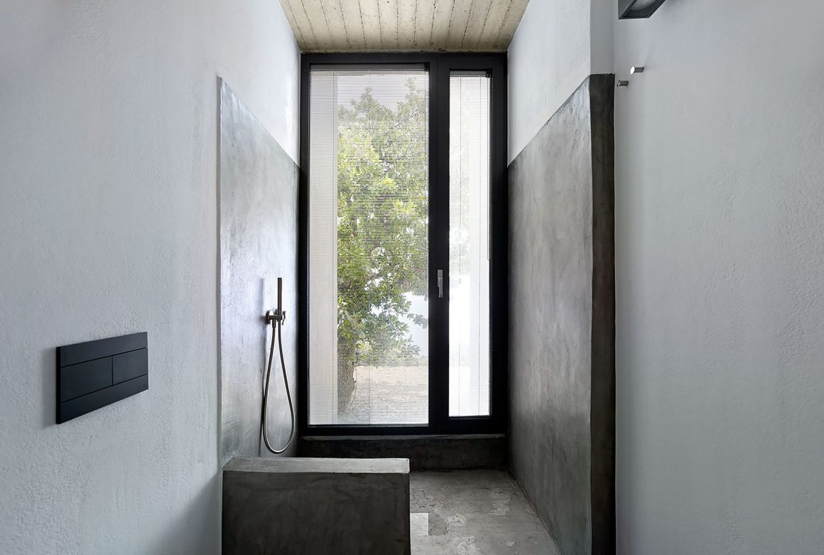 House in Kea, Greece, by Marina Stassinopoulos + Konstantinos Daskalakis 2