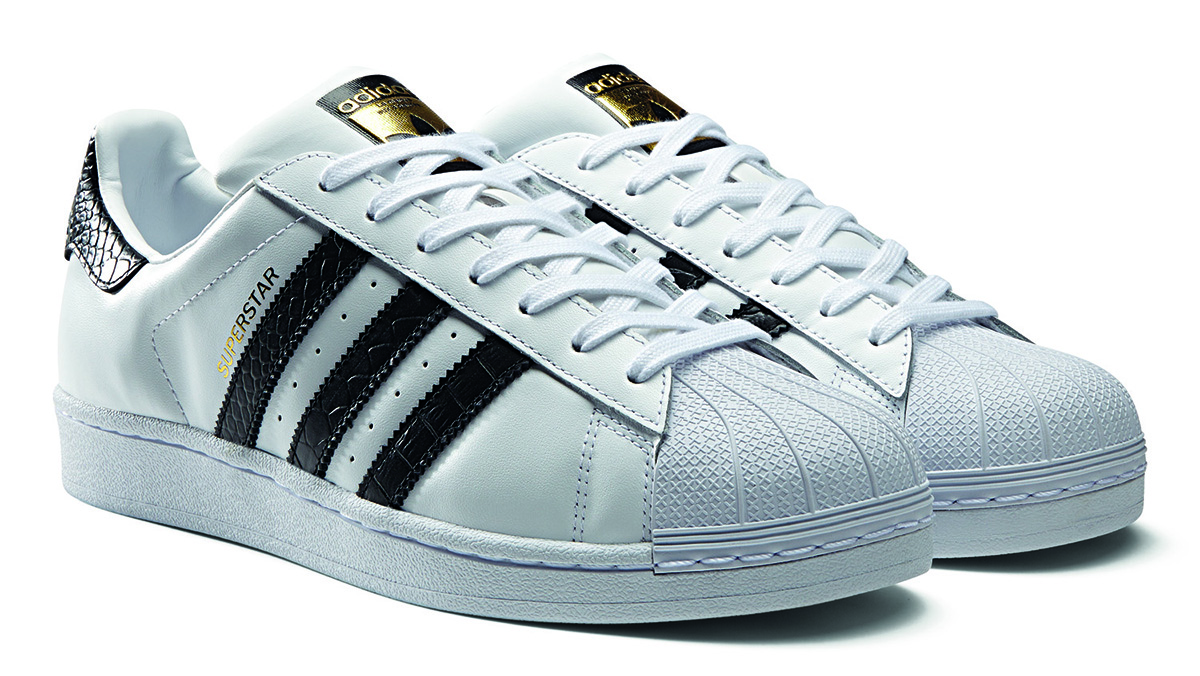 adidas originals men's superstar east river rivalry leather sneakers