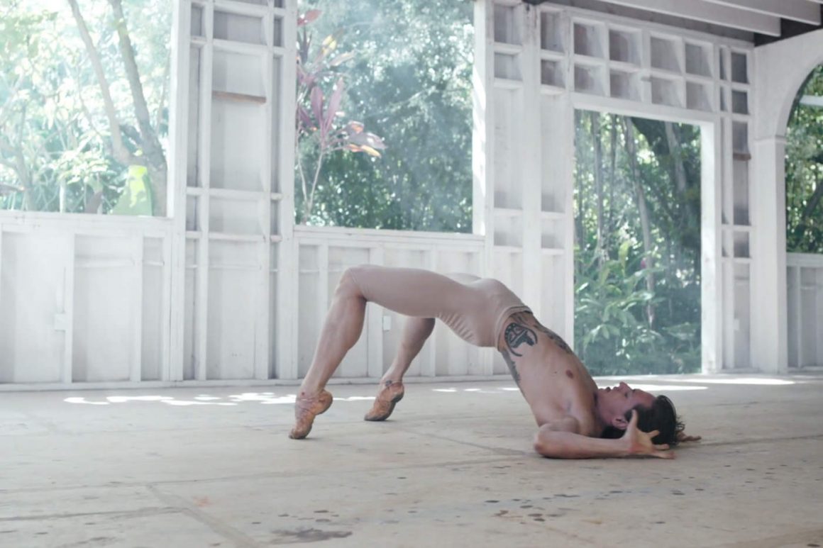 Sergei Polunin dances to "Take Me to Church" by Hozier, directed by David LaChapelle