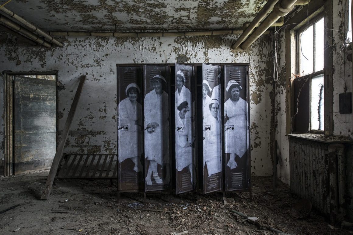 UNFRAMED Photo Exhibition in the abandoned Ellis Island Hospital by street artist JR 23