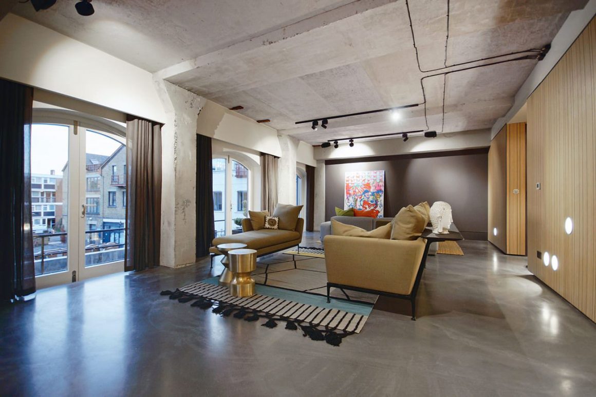 Warehouse Conversion at Ransome’s Dock by CLPD