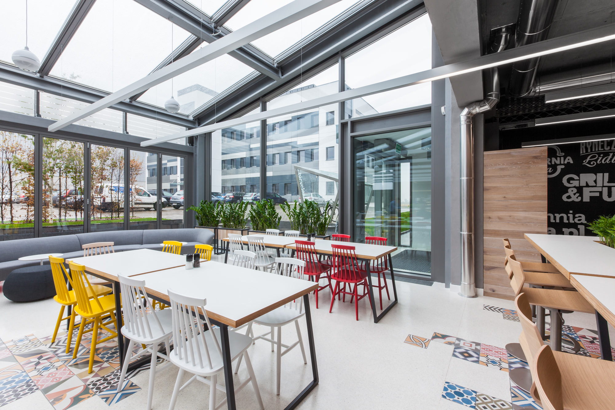 LIDL restaurant by mode:lina architekci, 14 of 23