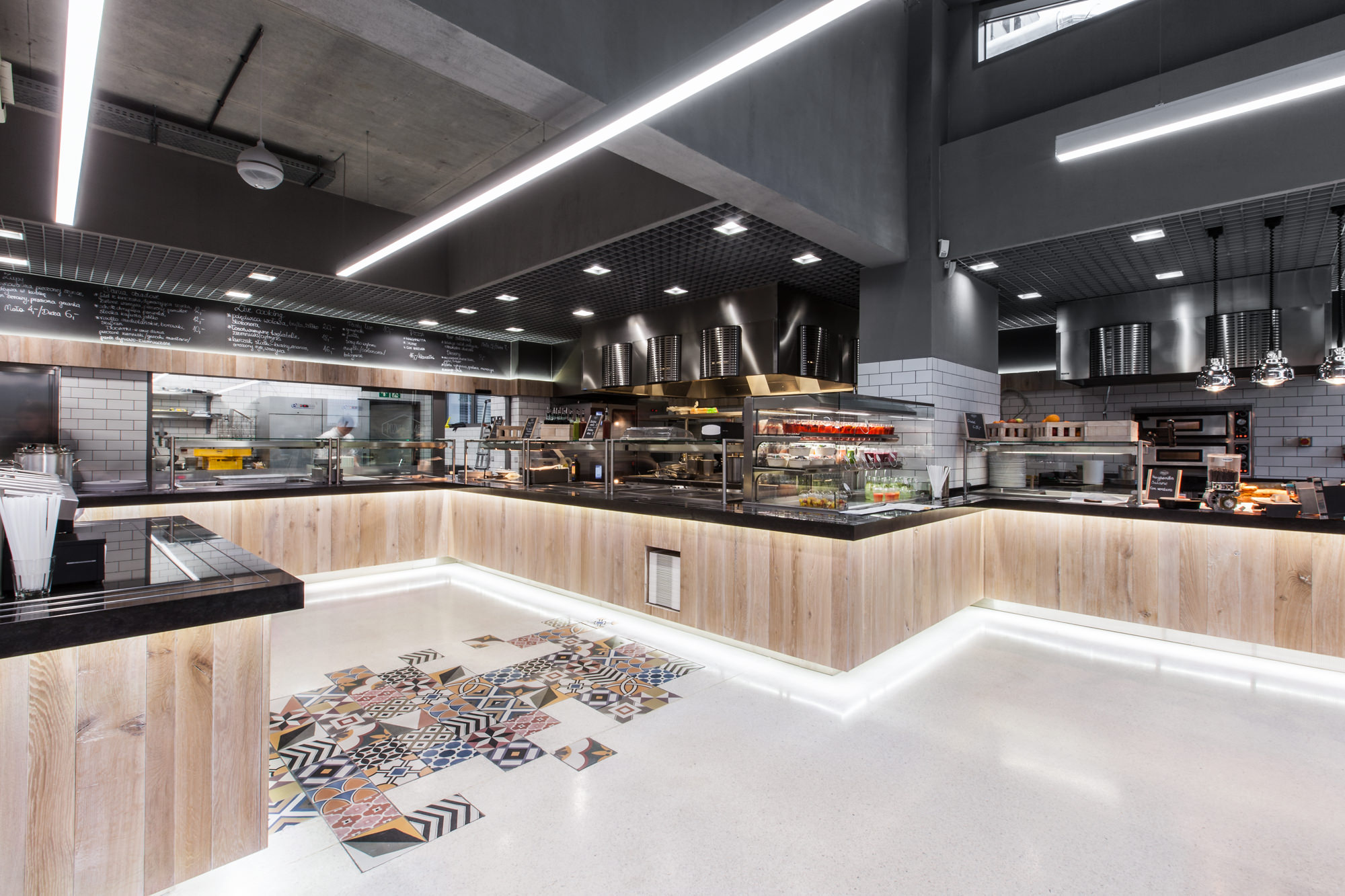 LIDL restaurant by mode:lina architekci, 6 of 23