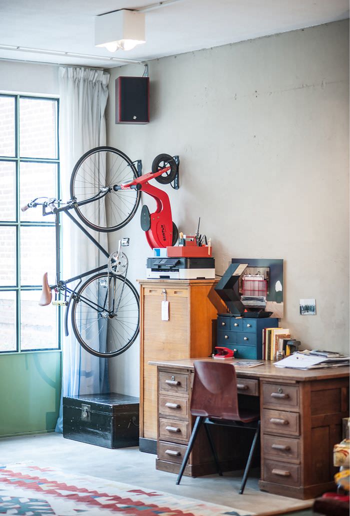 Studio Appelo converts an industrial garage space, 1 of 9