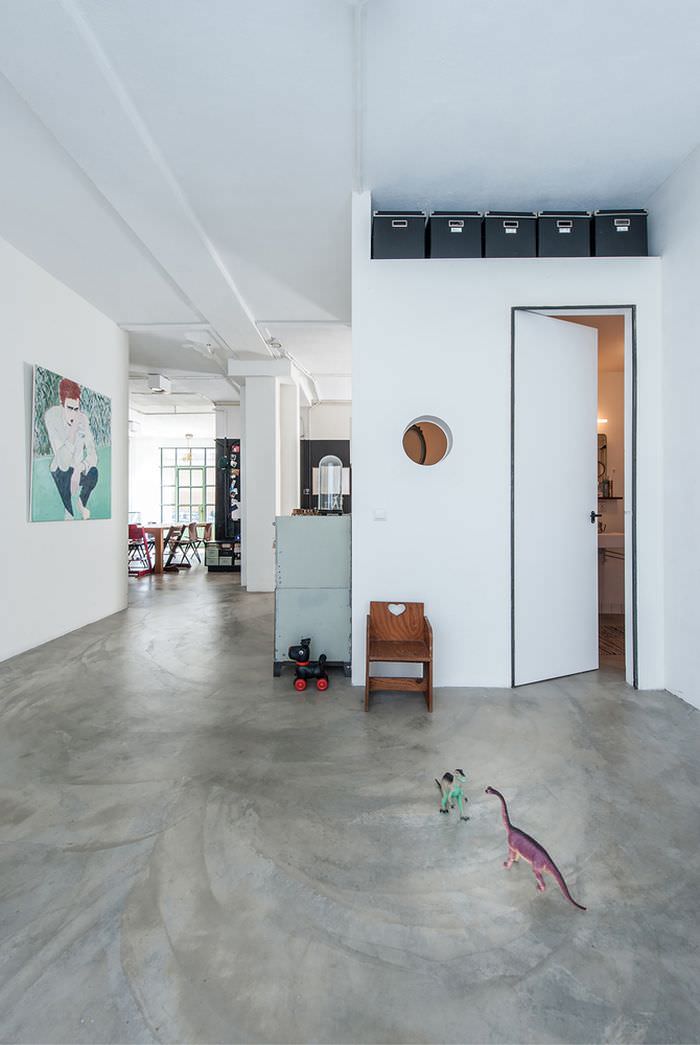 Studio Appelo converts an industrial garage space, 3 of 9