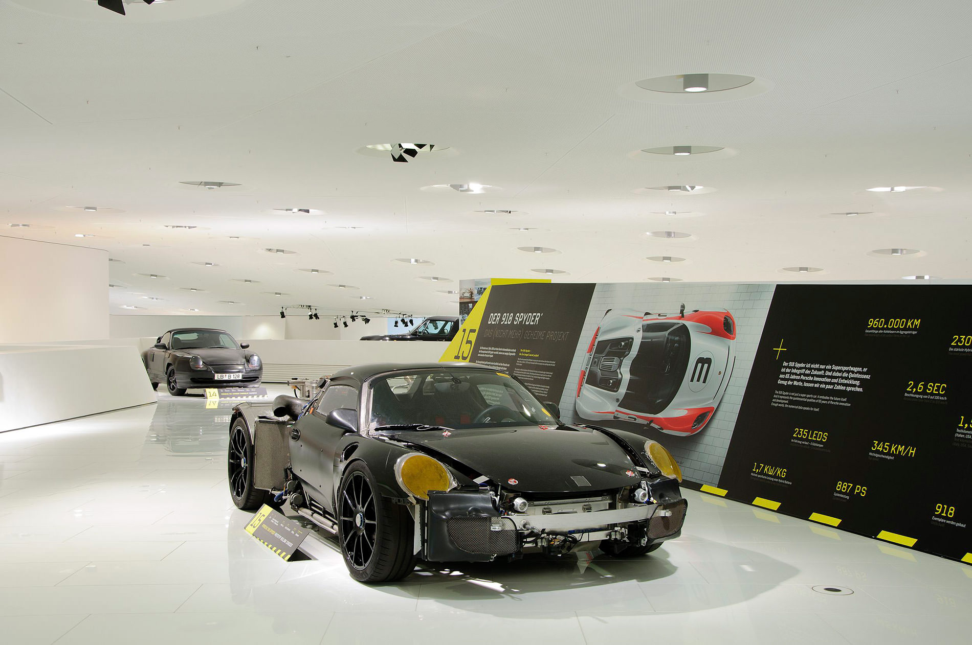 The Porsche Museum by Delugan Meissl, 1 of 9