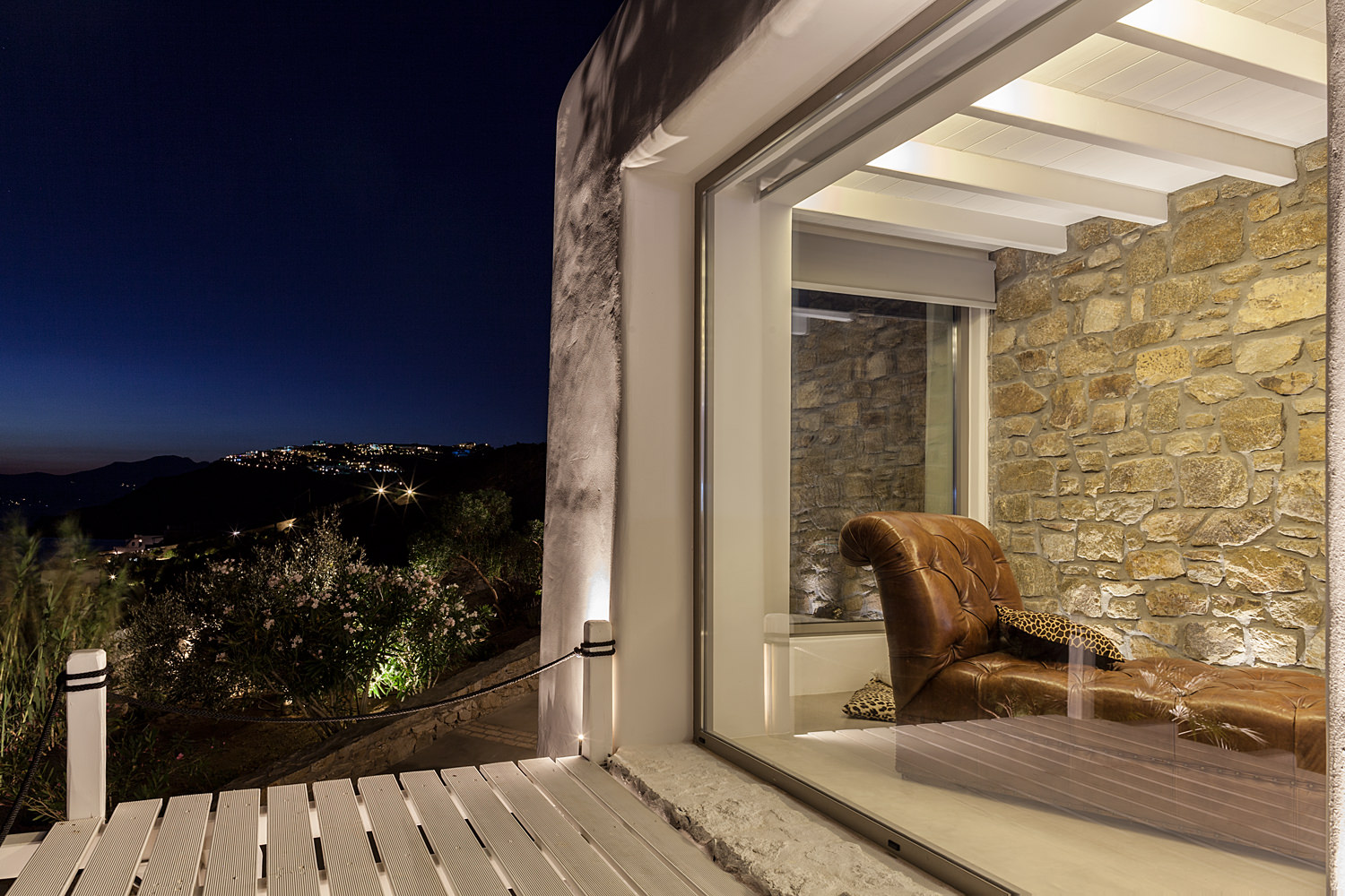 V Project Nicholas Frantzeskos - V Project by Nicholas Frantzeskos, 13 of 21