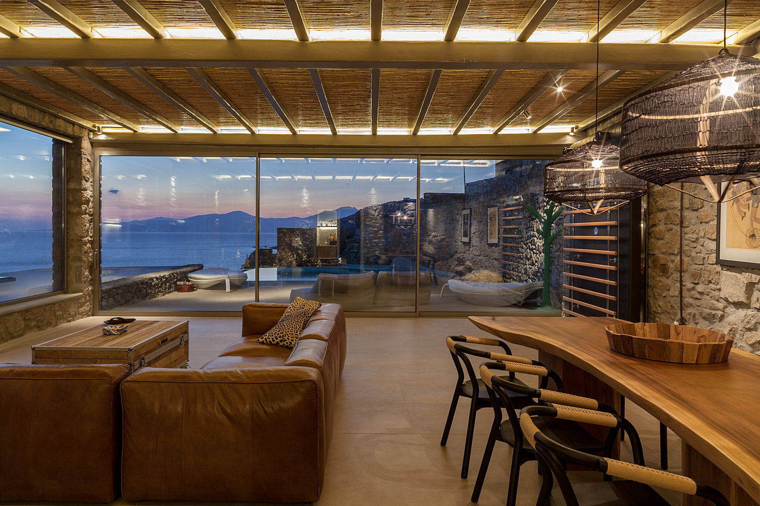 V Project Nicholas Frantzeskos - V Project by Nicholas Frantzeskos, 6 of 21